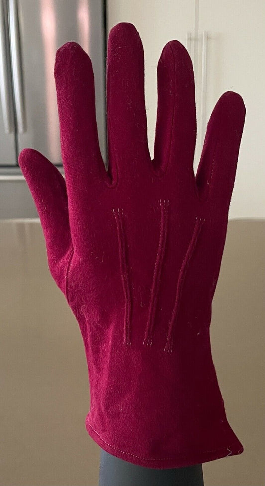 Vintage Hand GLOVES Ladies Short Wrist Burgundy Decorative Stitch Detailing Sz 7