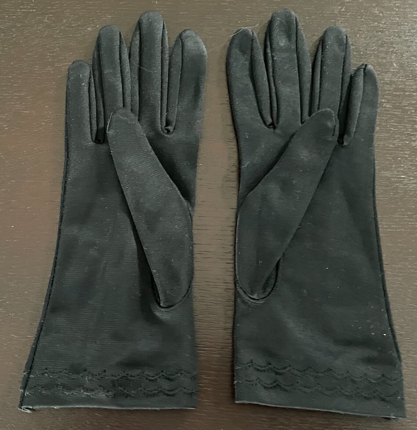 Hand GLOVES Dress Wrist Black Button Decorative Stitches Sz 7 Glam 1950's 1960’