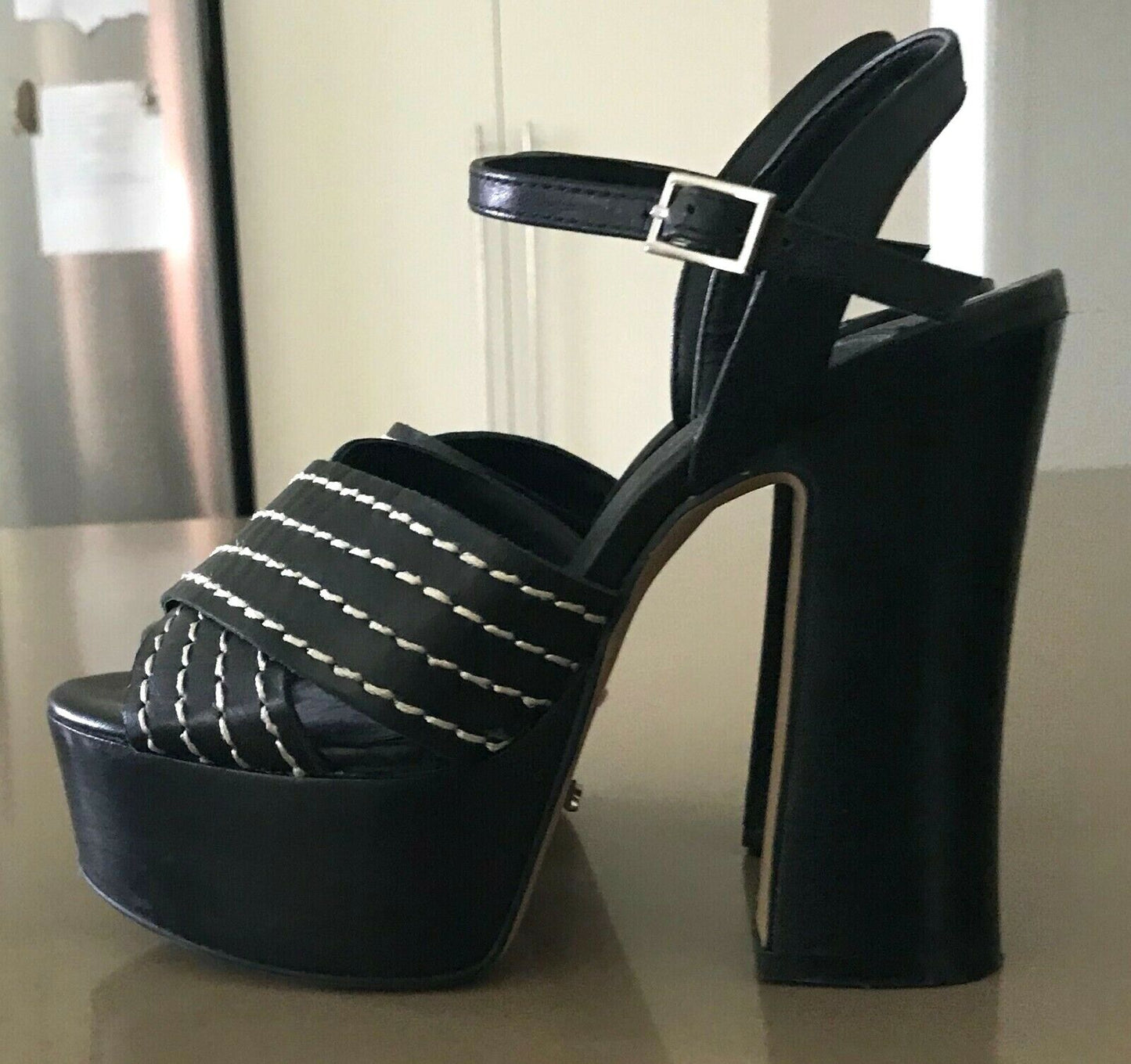 TONY BIANCO Leather Platforms Sandals Black  Block High Heel Peep Toe Ladies 5.5