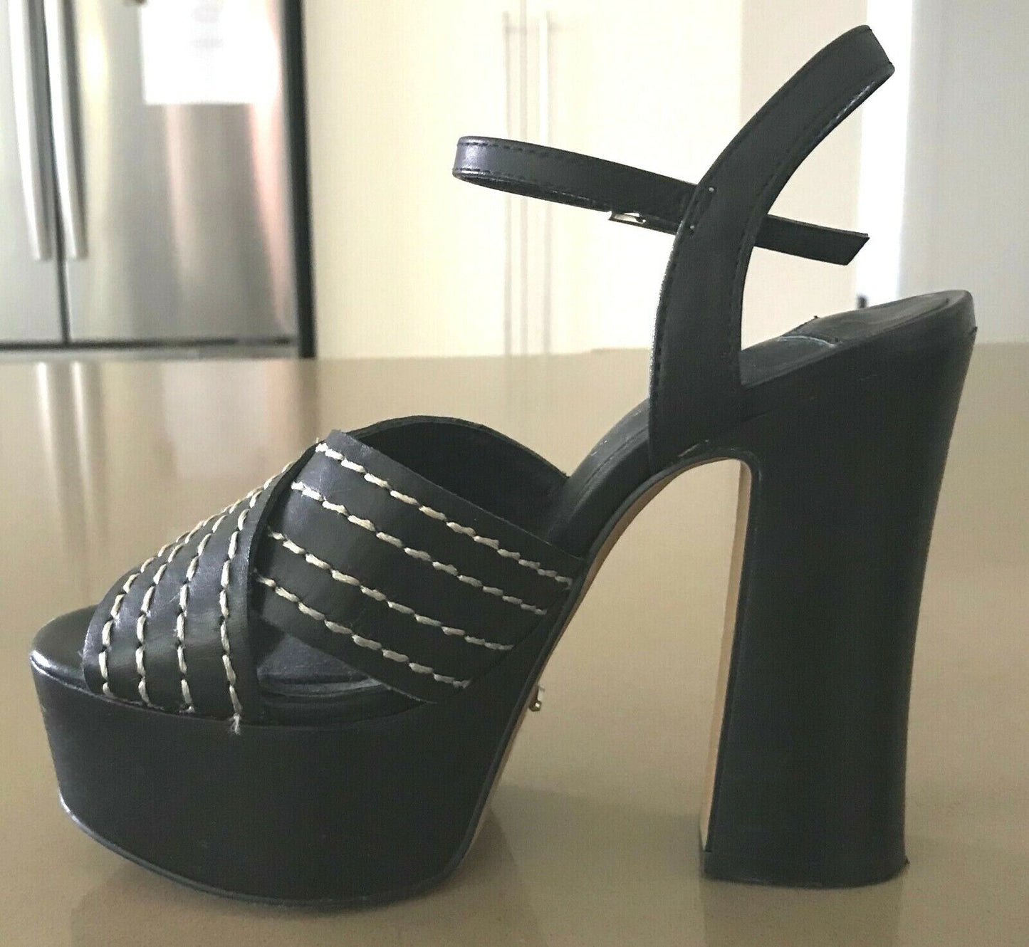 TONY BIANCO Leather Platforms Sandals Black  Block High Heel Peep Toe Ladies 5.5
