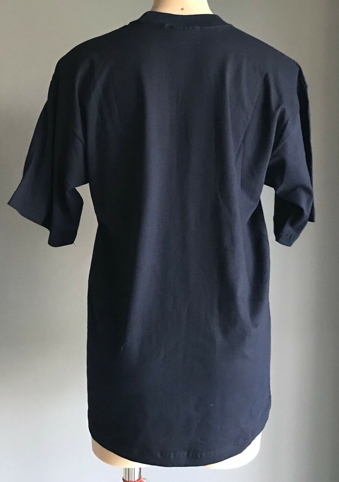 Unisex "Celebrate Children" T-Shirt Embroidered Logo Motif Size L Navy Blue NEW