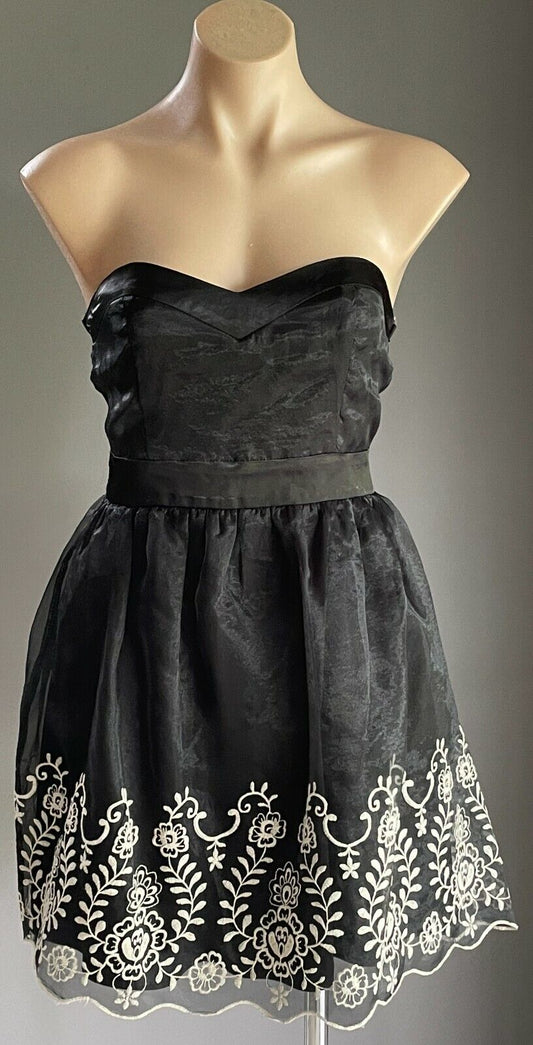 HAVE & HAVE Tie Back Dress Black Strapless Empire Waist w Embroidered Hem Size L