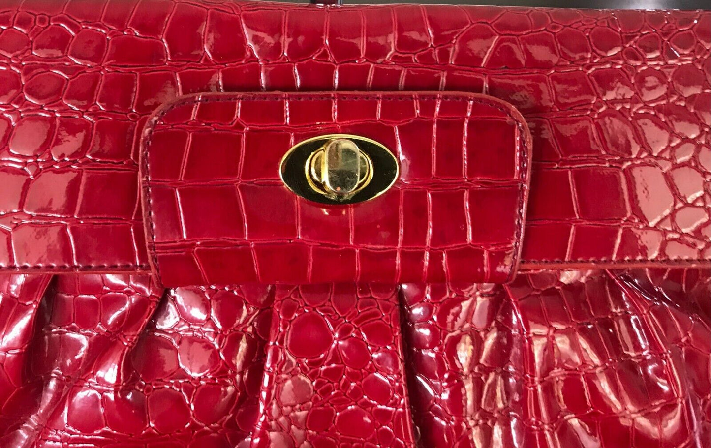 CICIERO BAGS Hand Bag Red Patent Croc Pleather Large Clutch Short Strap Vintage