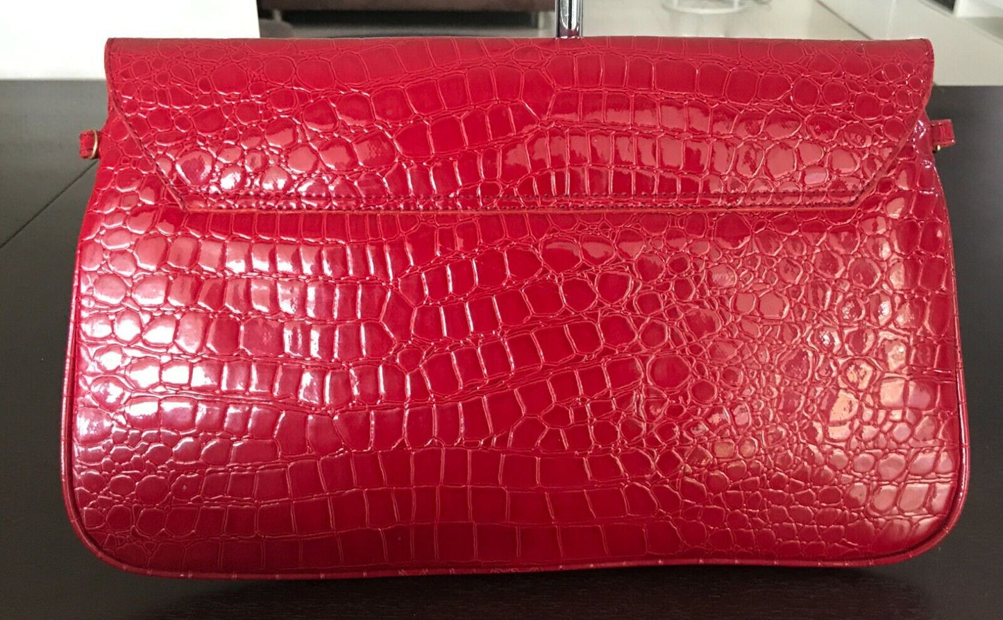 CICIERO BAGS Hand Bag Red Patent Croc Pleather Large Clutch Short Strap Vintage