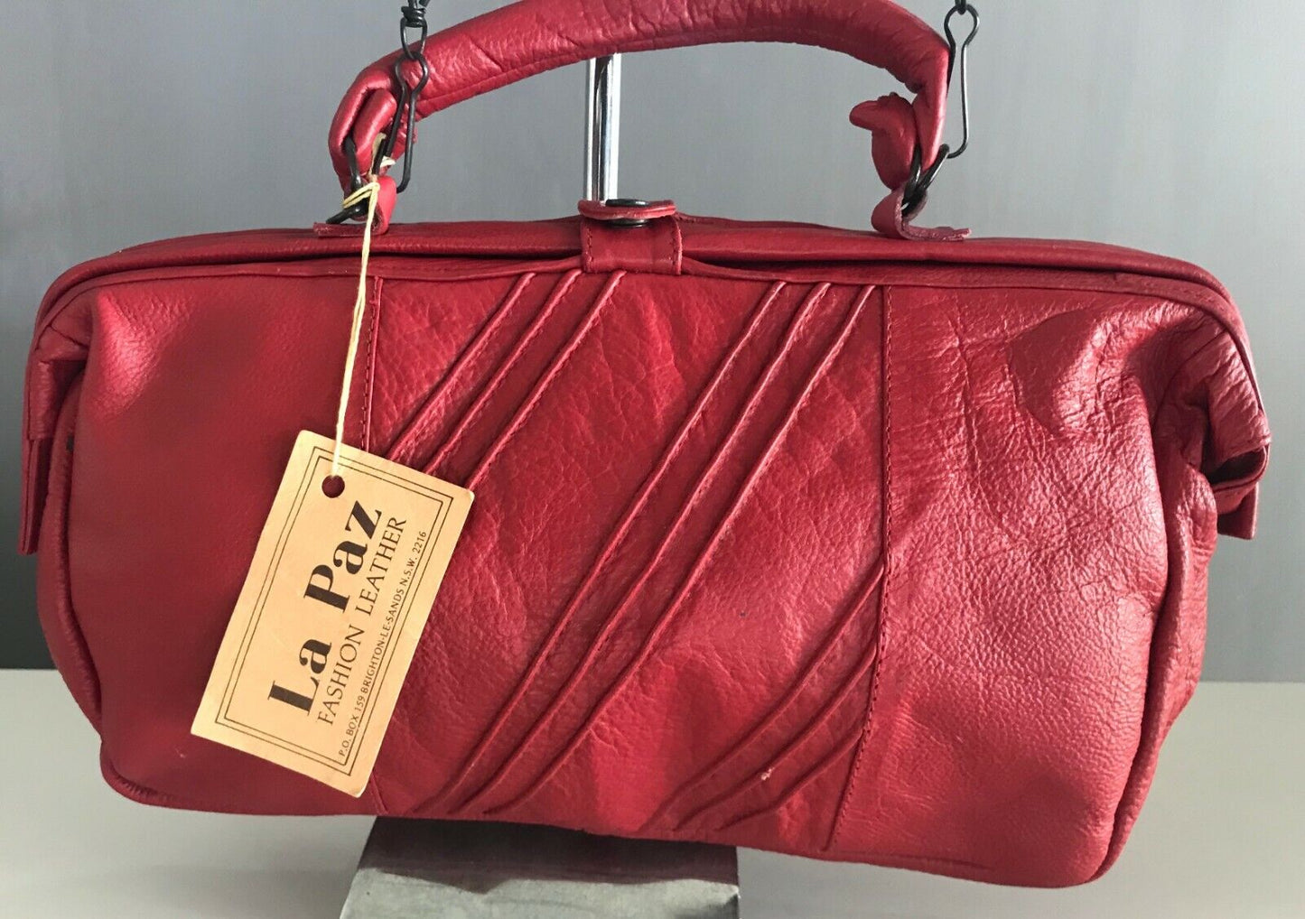 Vintage 1980's LA PAZ Doctor Bag Red Butter Soft Leather Style Frame Bag w Strap