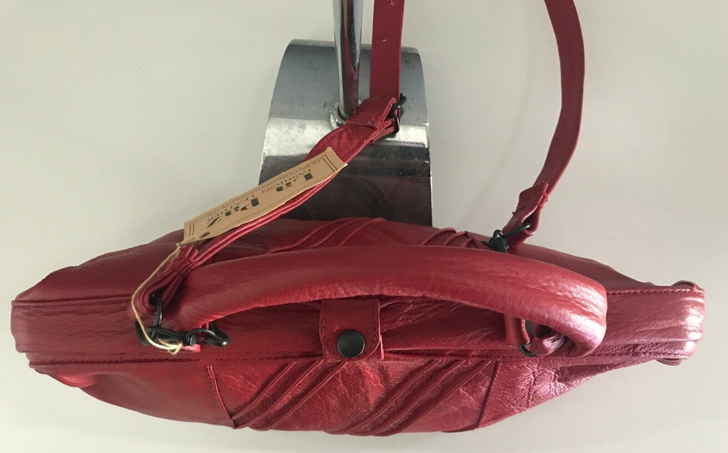 Vintage 1980's LA PAZ Doctor Bag Red Butter Soft Leather Style Frame Bag w Strap