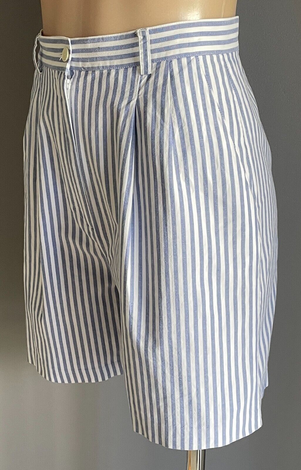 EP PRO Women's Blue & White Stripe Cotton Golf Bermuda Shorts Size 6 AU 10