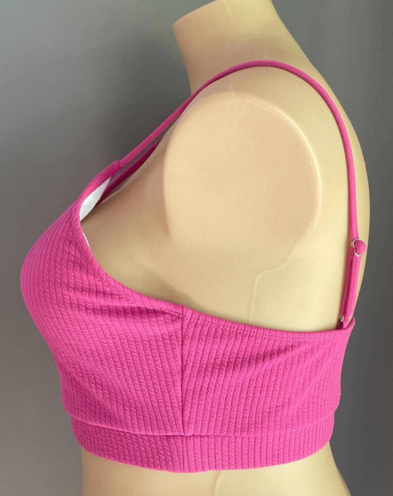 Sport  Crop Top Textured Pink Fabric Adjustable Straps Size 3XL 22 Gym Work Out