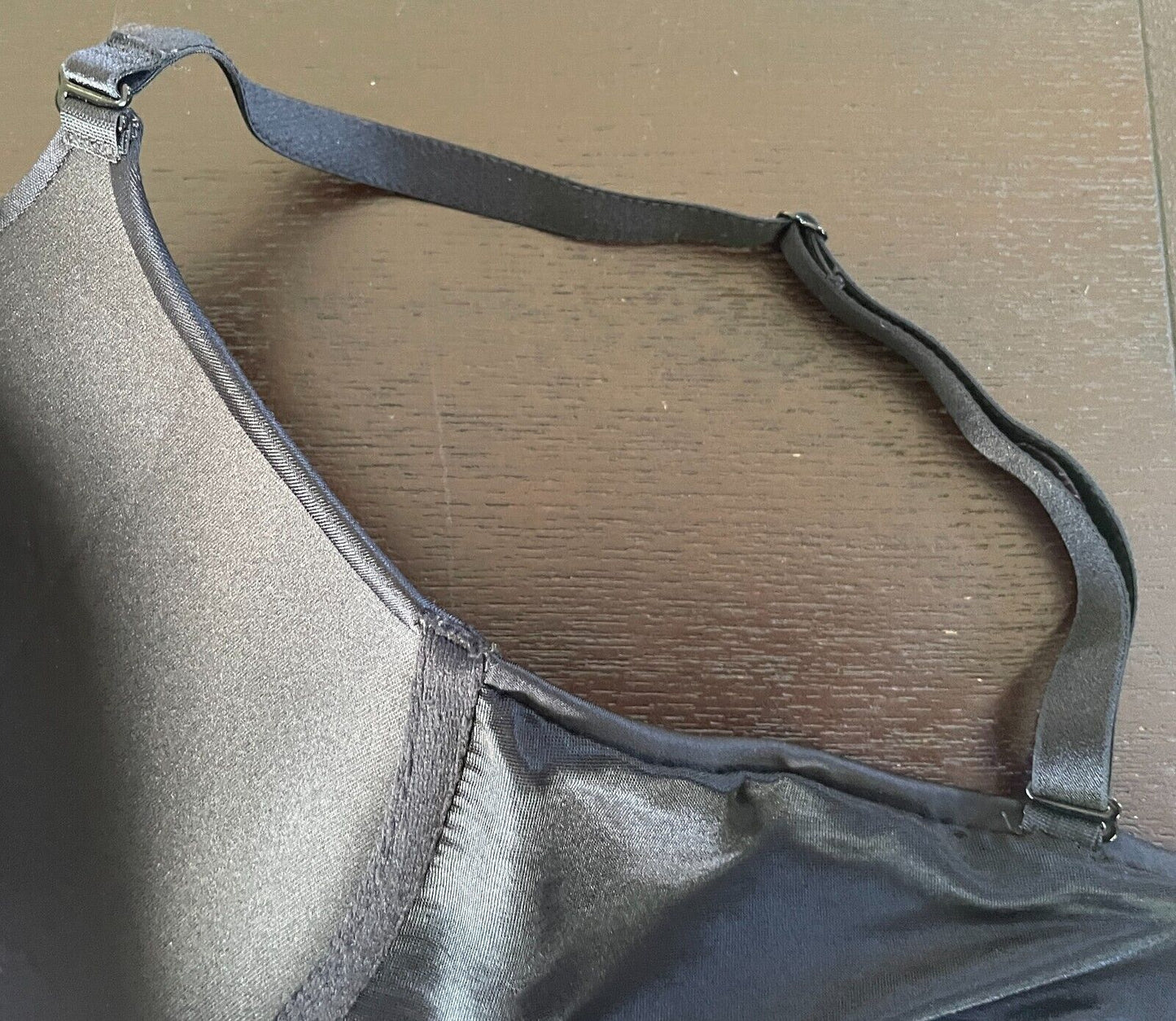 FINE LINES Bra 16B Black Refined 5 Way Convertible Bra Underwire Smooth - RL026A