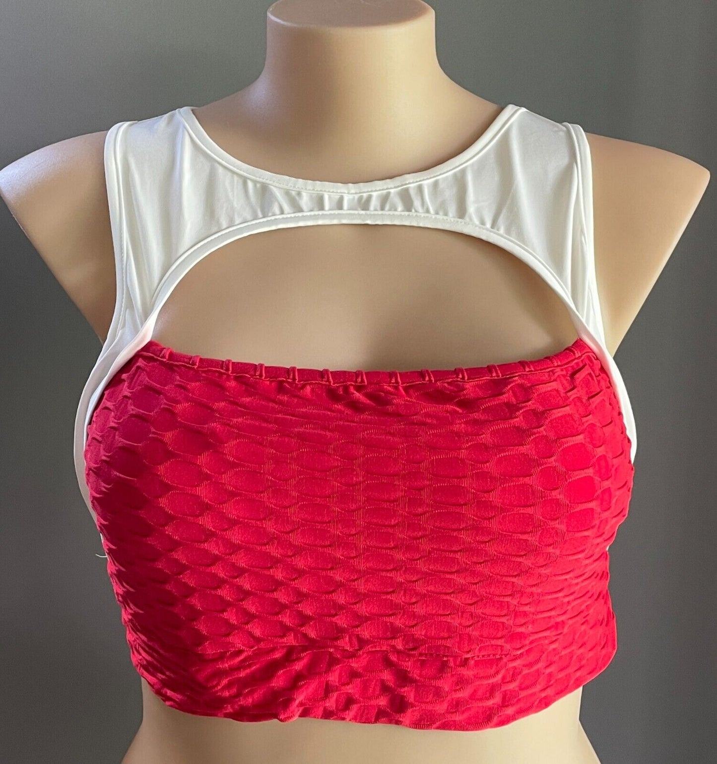 SHEIN CURVE Sport Crop Top White Red Textured Fabric Size 3XL Peekaboo at Chest