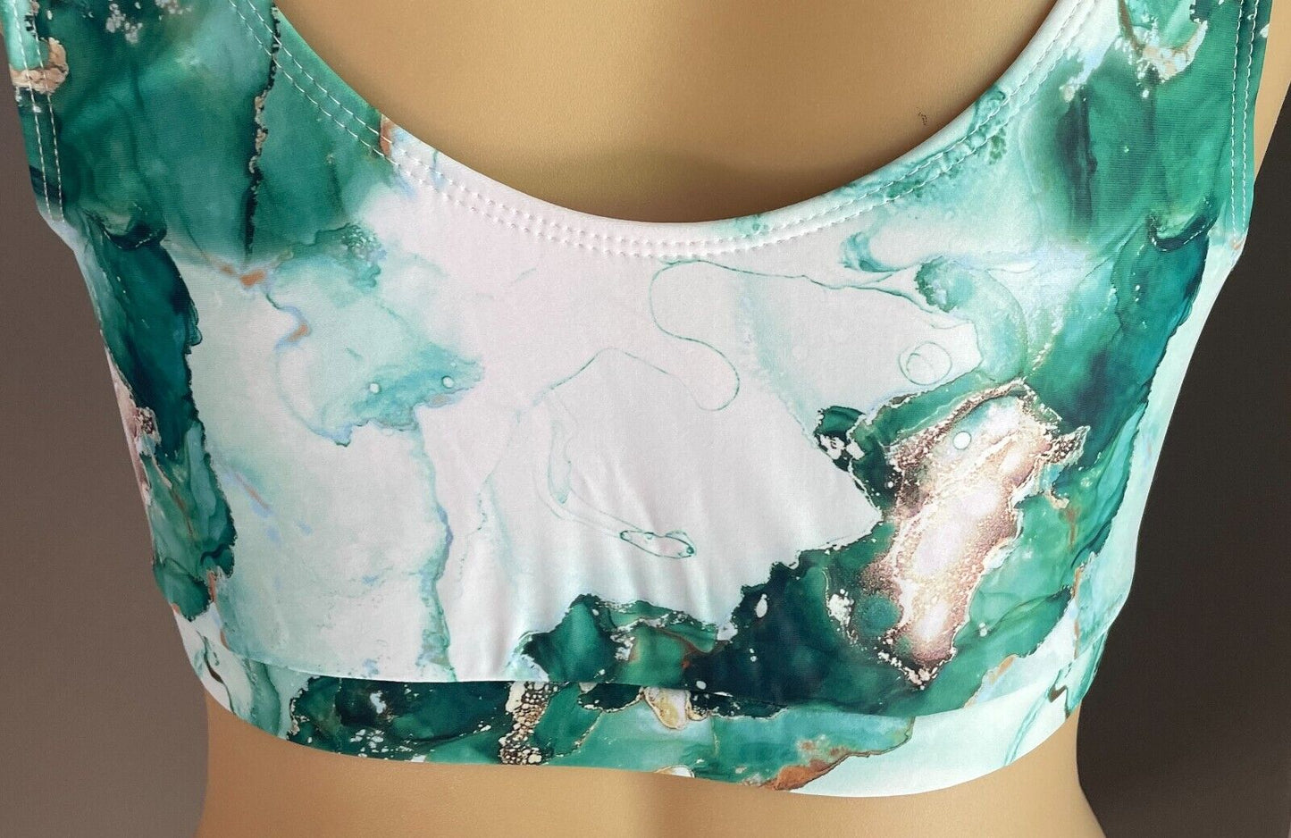 Sport Crop Top V-Neck Shades of Green Marble Print 3XL 22 Gym Work Out Active