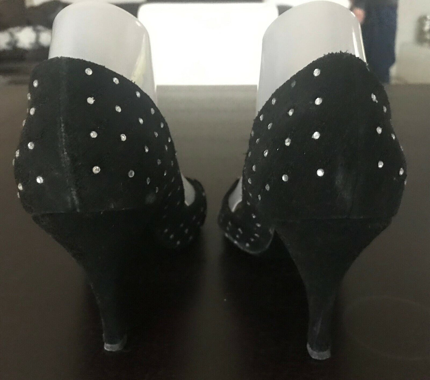 FRIIS & COMPANY High Heel Pumps Black Suede Crystal Embellished Shoes Size 40