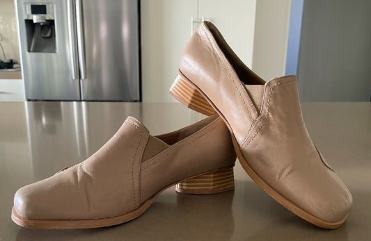 ZOOM Shoes Beige Leather Chunky 3.4cm Heel Loafer Ladies Size 38 Italian Made