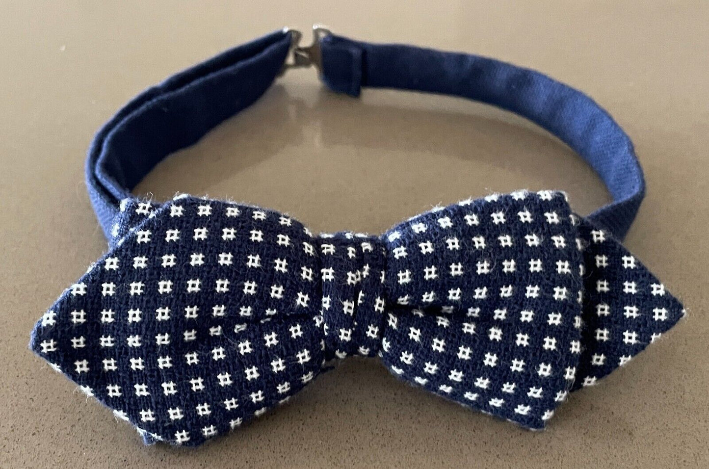 Bow Tie Navy Blue & White Print Pre-tied Adjustable Bowtie