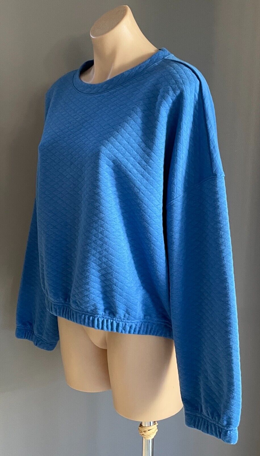 ANKO TOP Active Blue Diamond Print Elastic Hem Size 20 Long Sleeve  Sports Gym