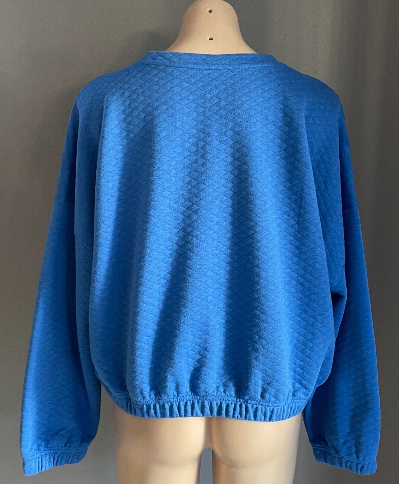 ANKO TOP Active Blue Diamond Print Elastic Hem Size 20 Long Sleeve  Sports Gym