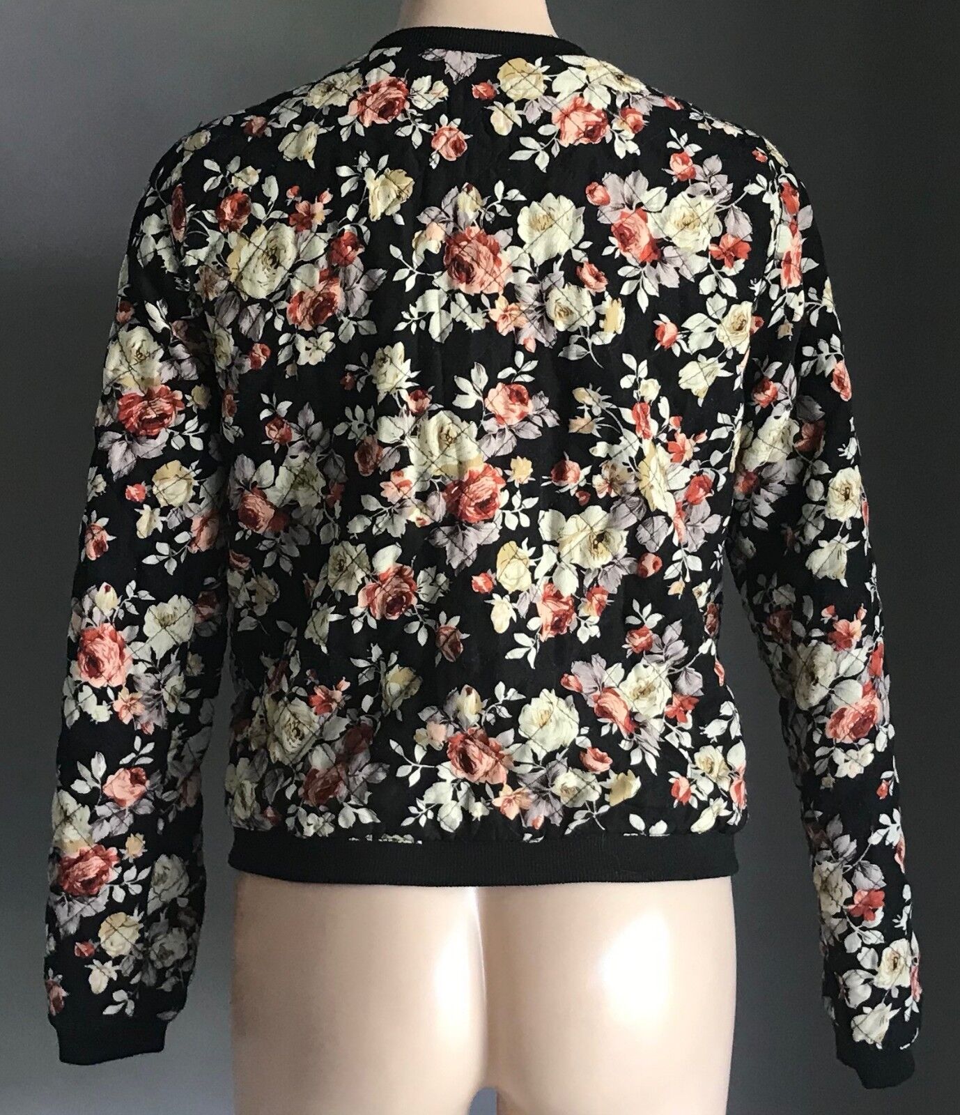 VALLEY GIRL Bomber Jacket Quilted Black Floral Size Ladies S  10