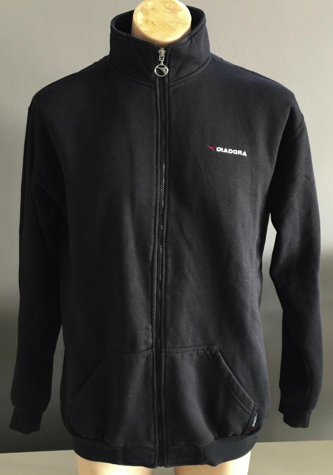 Mens DIADORA Zip Jacket Black Long Sleeve High Neck Size M Sports Gym