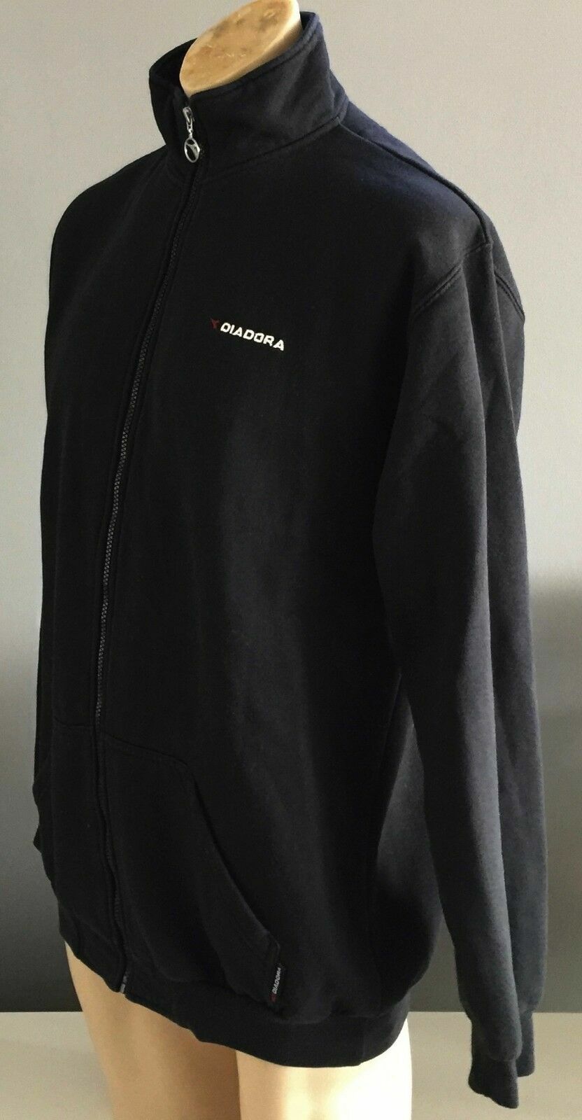 Mens DIADORA Zip Jacket Black Long Sleeve High Neck Size M Sports Gym