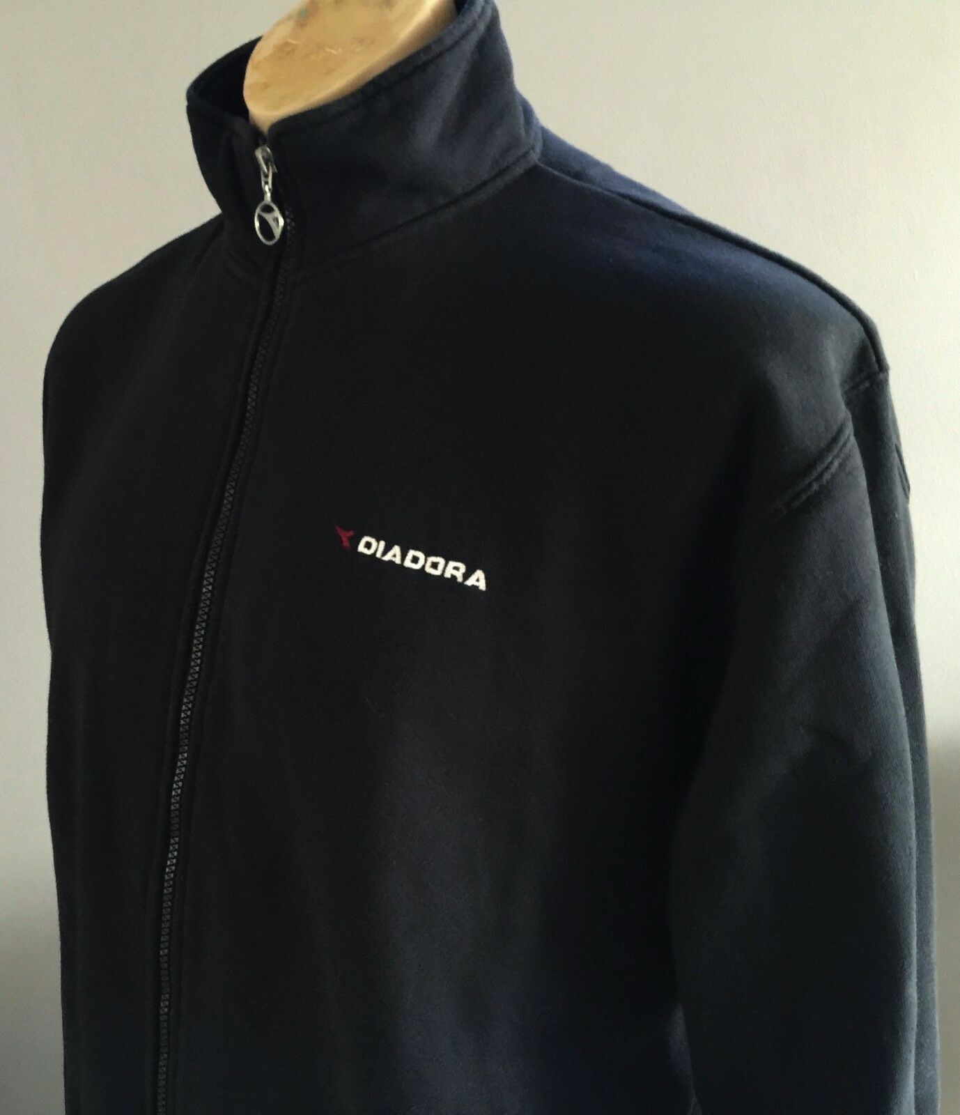Mens DIADORA Zip Jacket Black Long Sleeve High Neck Size M Sports Gym