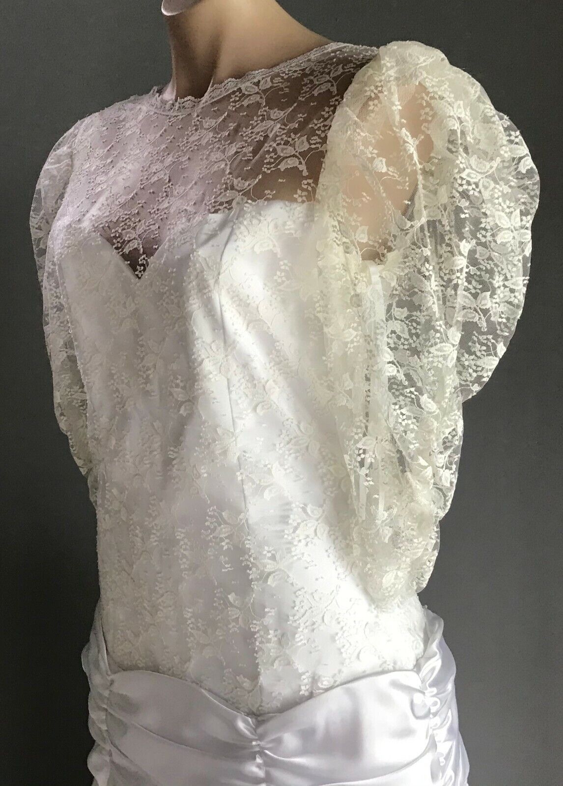MICHELLE R Wedding Dress Off White Lace Lined Drop Waist  Sz 10 Vintage 1980s