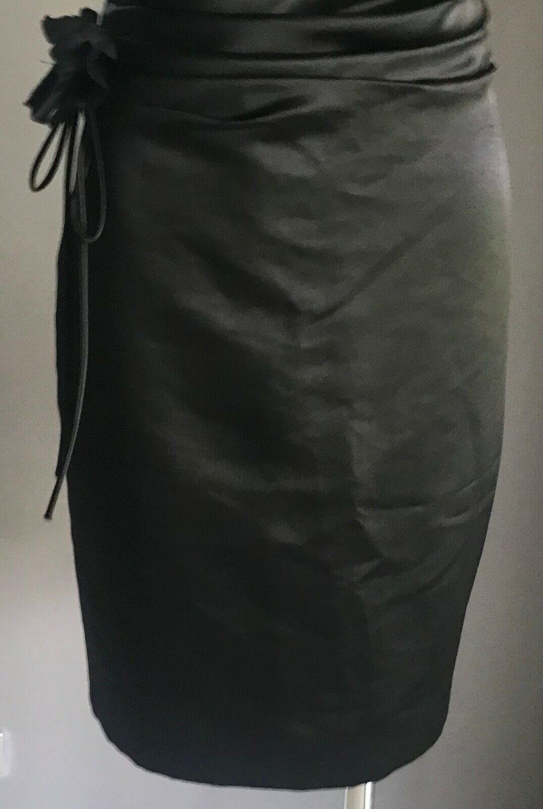 MR K Sheath Dress Strapless Black Satin Floral Trim Frock Party Formal Size 14