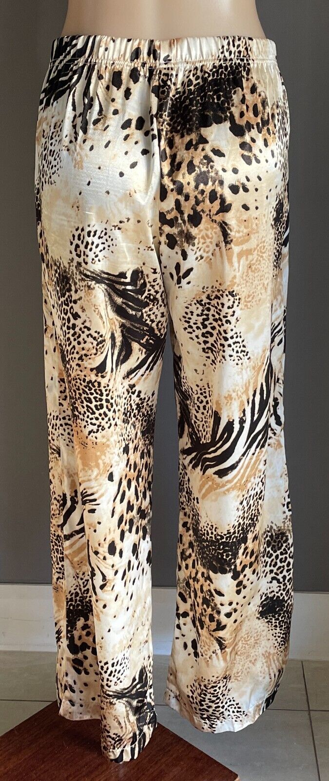 UNDERCOVER WEAR Beige Gold Brown Leopard Elastic WaistLadies Sleep Pants 10 12