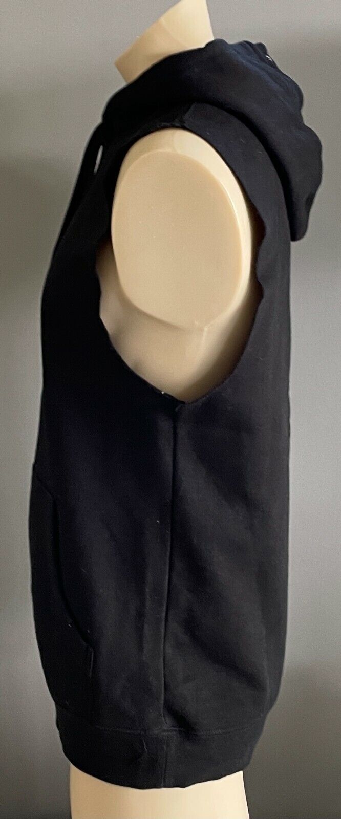 AS COLOUR Stencil Sleeveless Hoodie Black Top Vest Mens Sz M Sport Casual