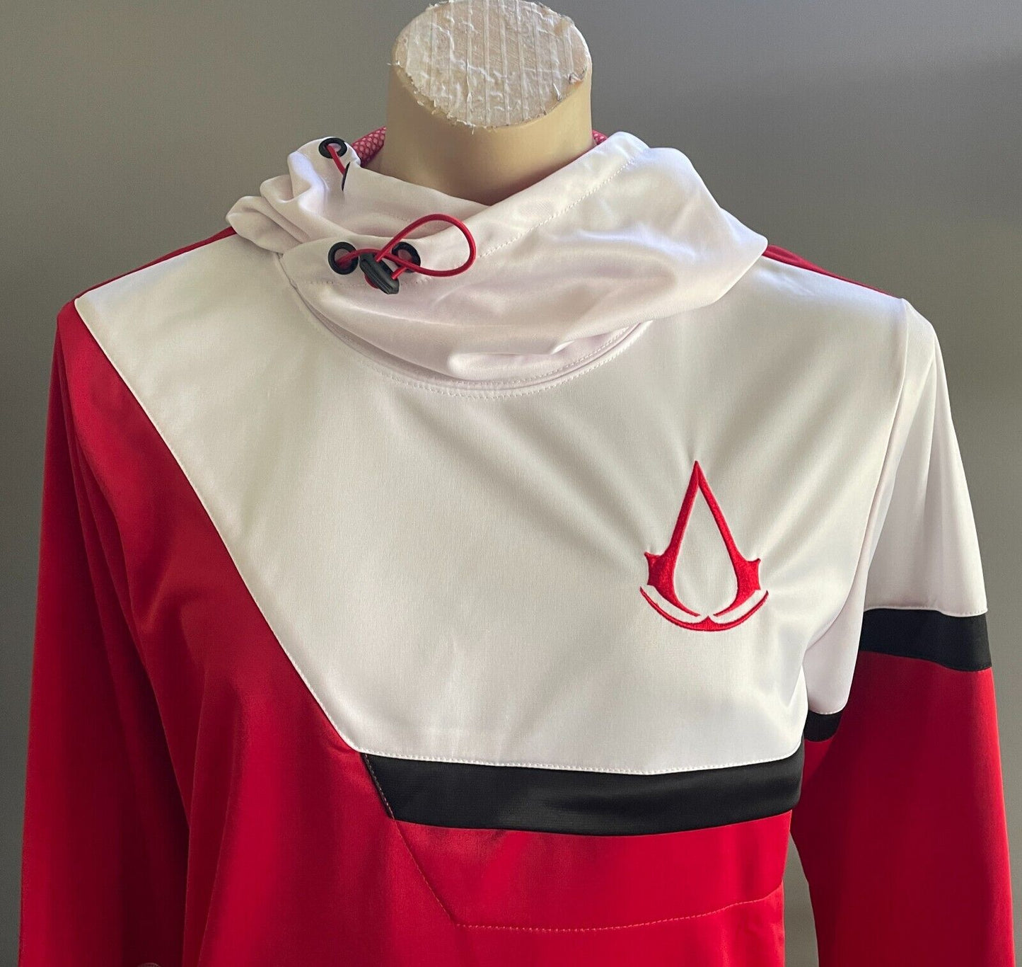 ASSASSINS CREED Black Flag Hoodie 2014 Red White Black Trim Long Sleeve Size M