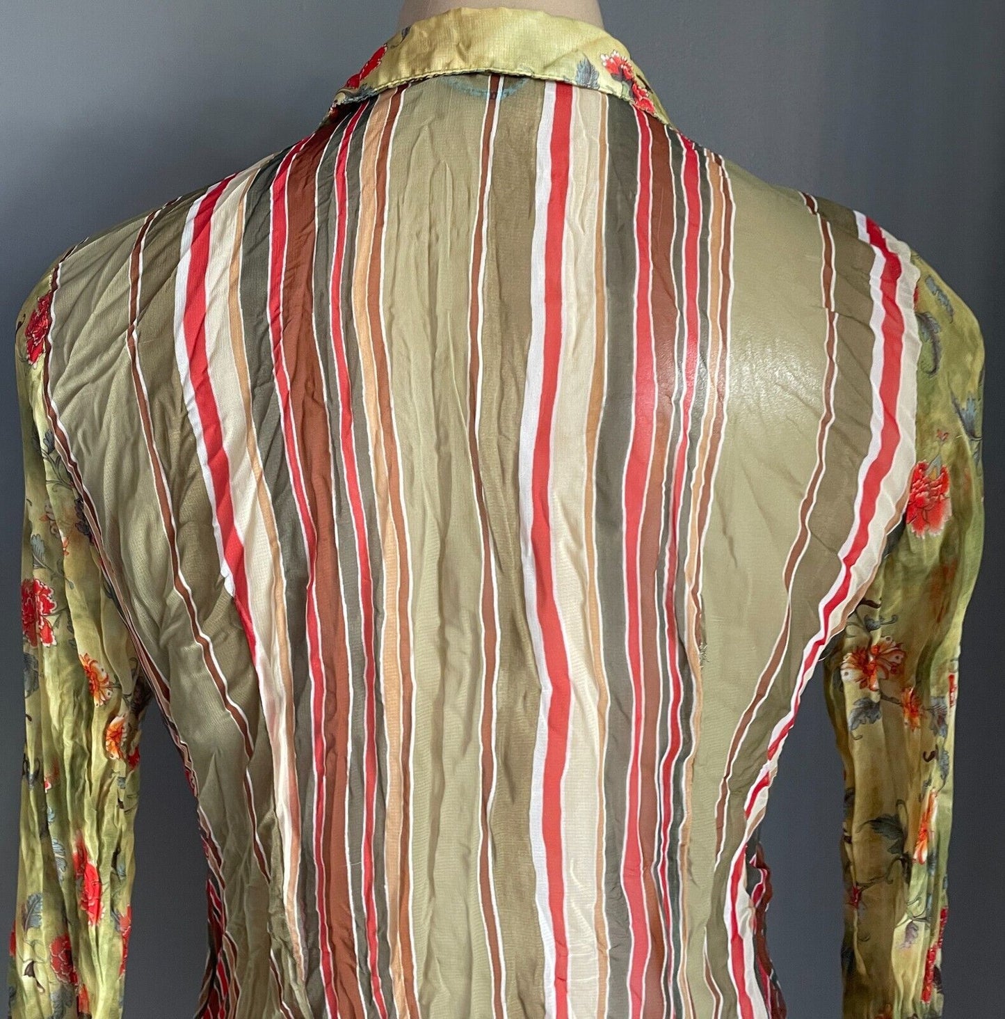 L.O.C.T Top Green Multicoloured Stripe Floral Crinkle Snap Close Shirt Size 10