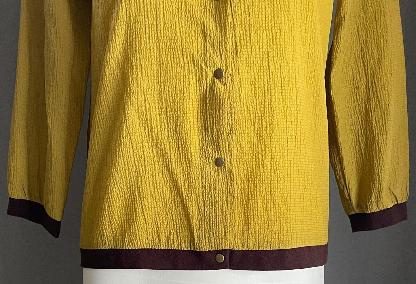MOTE DE FEMME Mustard Brown Seersucker 3/4 Sleeve Snap Front Top 36 AU 8