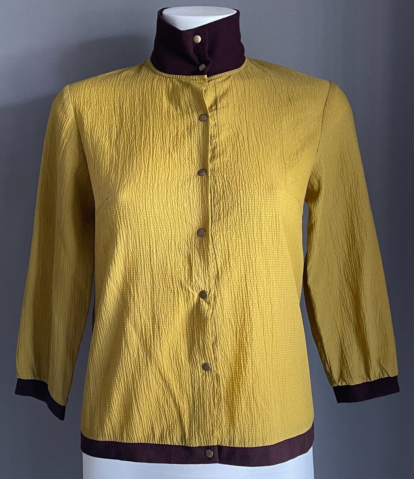 MOTE DE FEMME Mustard Brown Seersucker 3/4 Sleeve Snap Front Top 36 AU 8