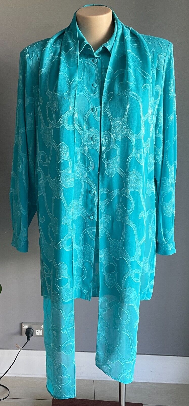 LIZ DAVENPORT Button Shirt Blouse Bright Blue Jacquard Long Sleeve Top Sz L 14