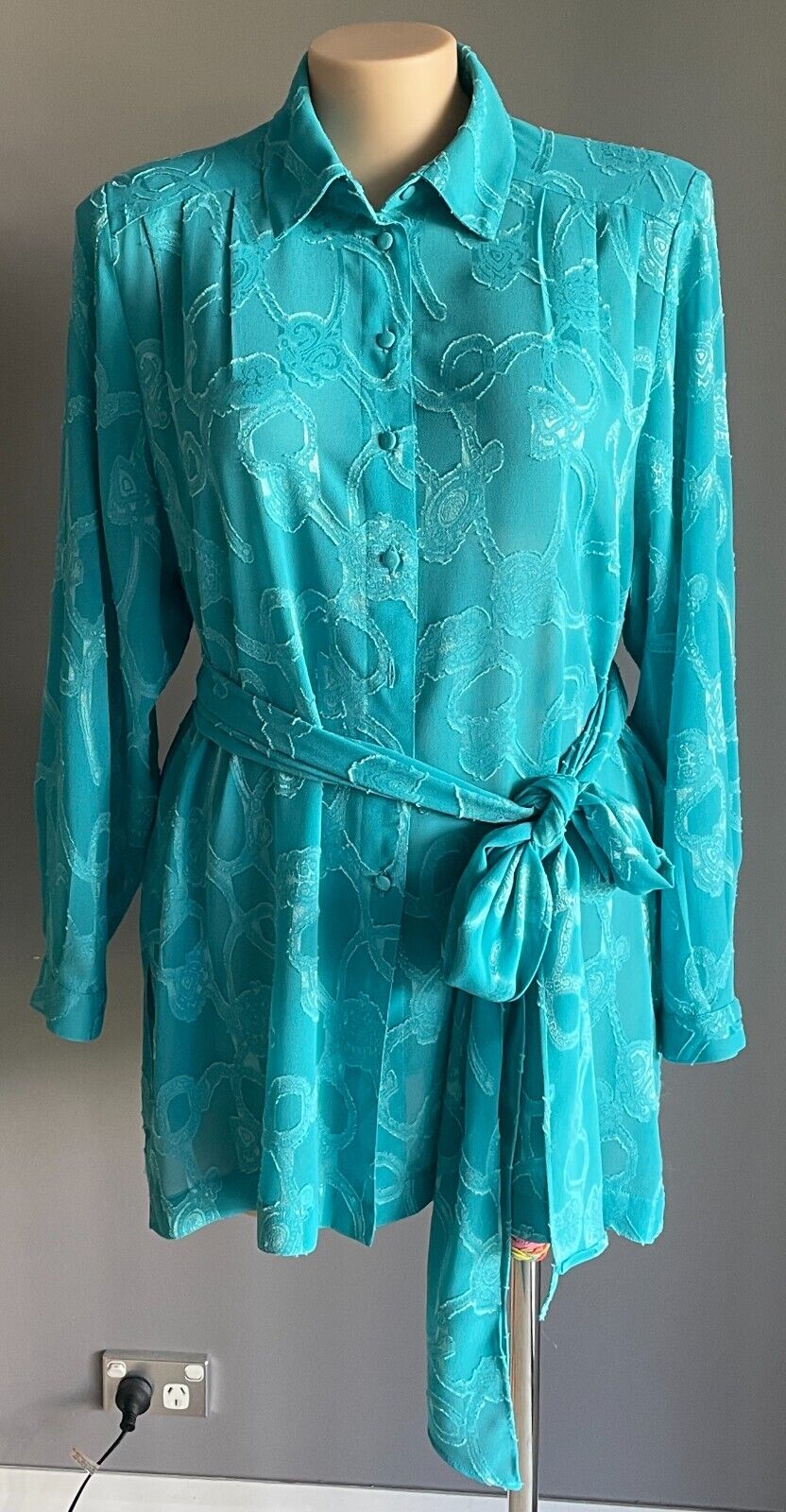 LIZ DAVENPORT Button Shirt Blouse Bright Blue Jacquard Long Sleeve Top Sz L 14