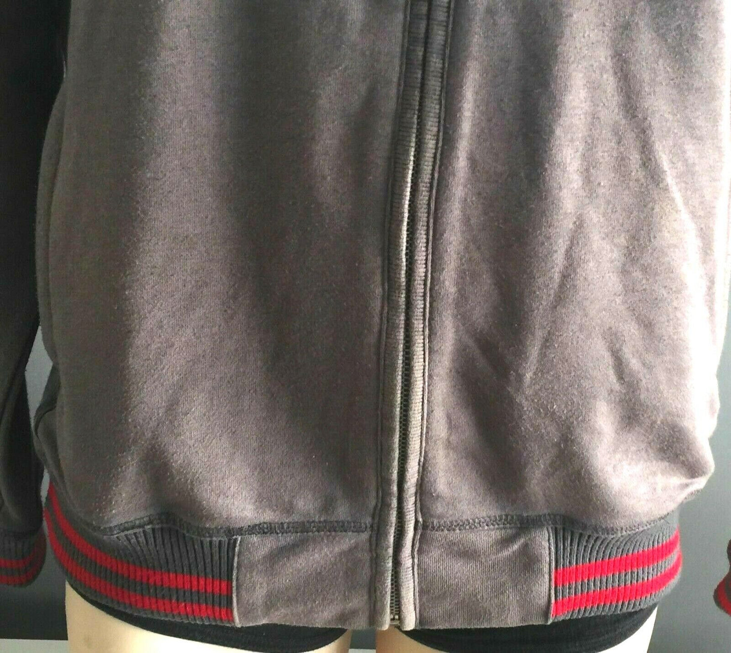 Mens 1913 Zip Jacket Grey Red & White Trim High Neck Casual Zip Windcheater Sz M