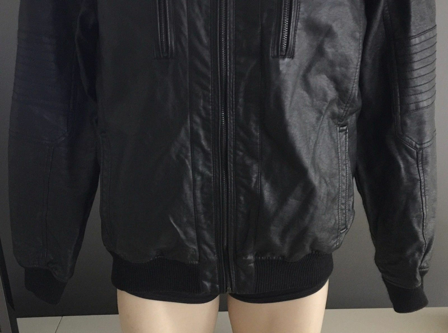 Mens BRAVE SOUL HERITAGE Black "Jenkins" Pleather Bomber Weather Jacket Size L