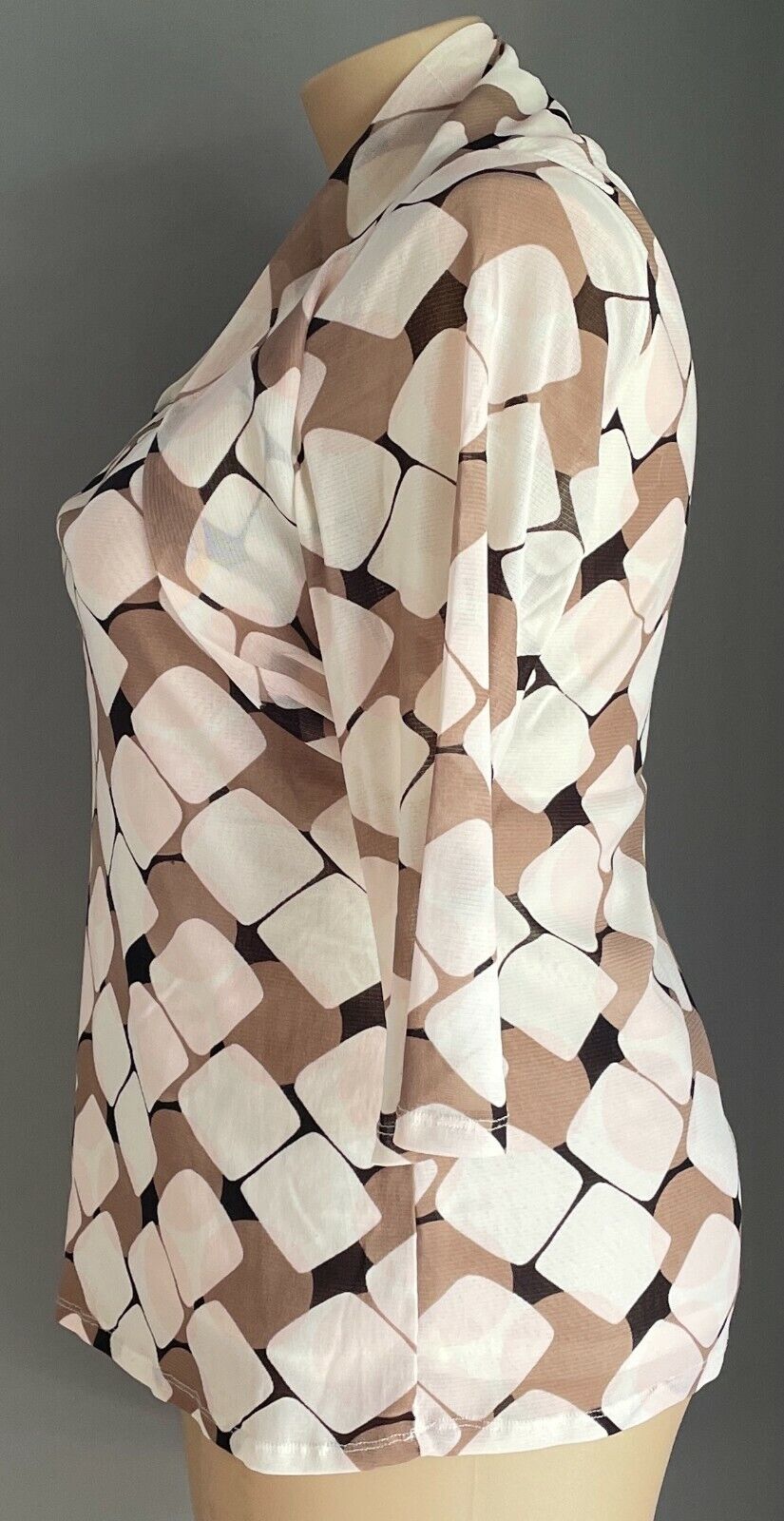 WOMBAT Top Brown Off White Pink Geo Print Stretch Net 3/4 Sleeve Twofer Sz XXL