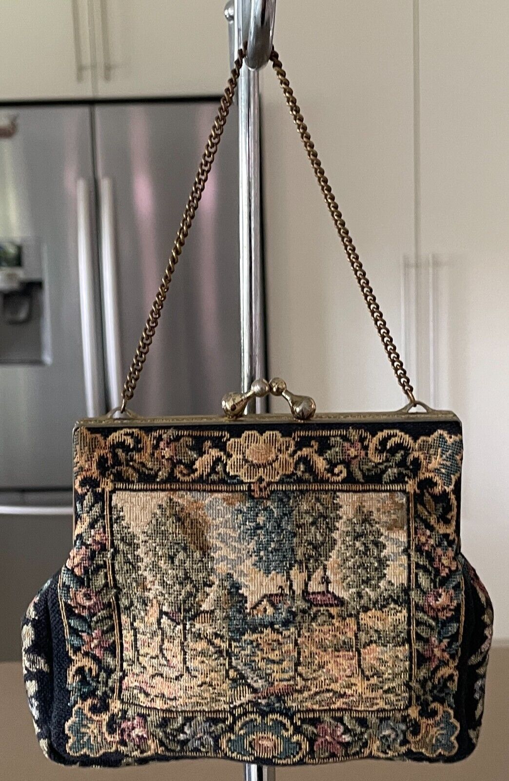 Vintage Multicolour Tapestry Cottage/Country Print Small Frame Purse with Chain