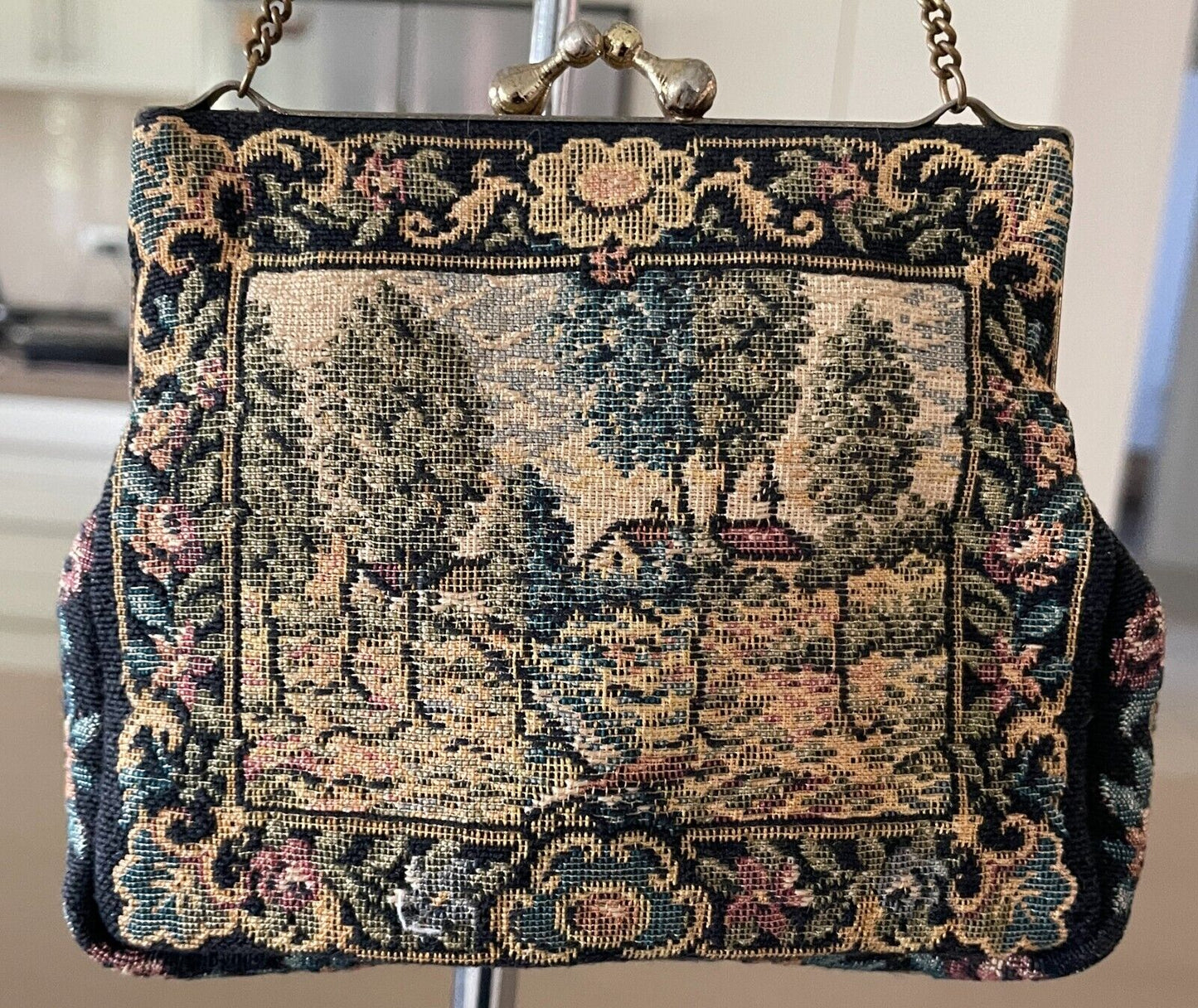 Vintage Multicolour Tapestry Cottage/Country Print Small Frame Purse with Chain