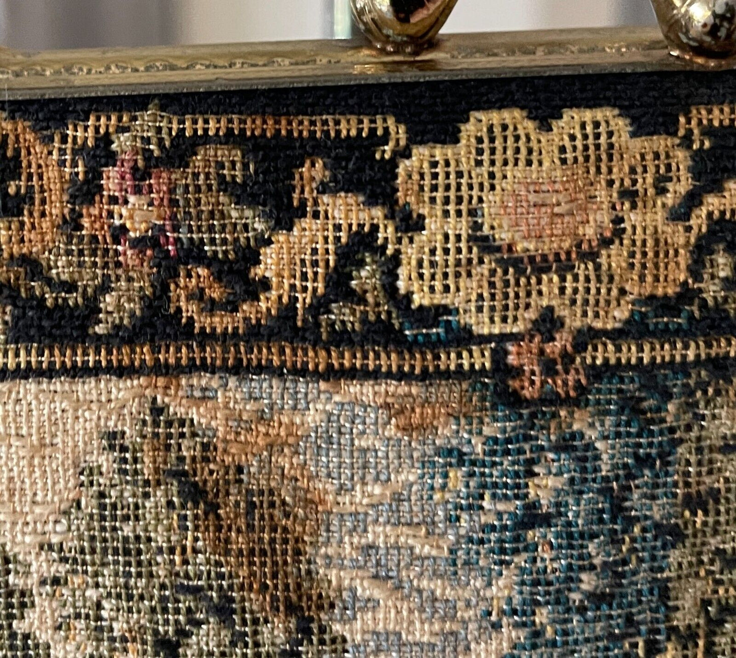 Vintage Multicolour Tapestry Cottage/Country Print Small Frame Purse with Chain