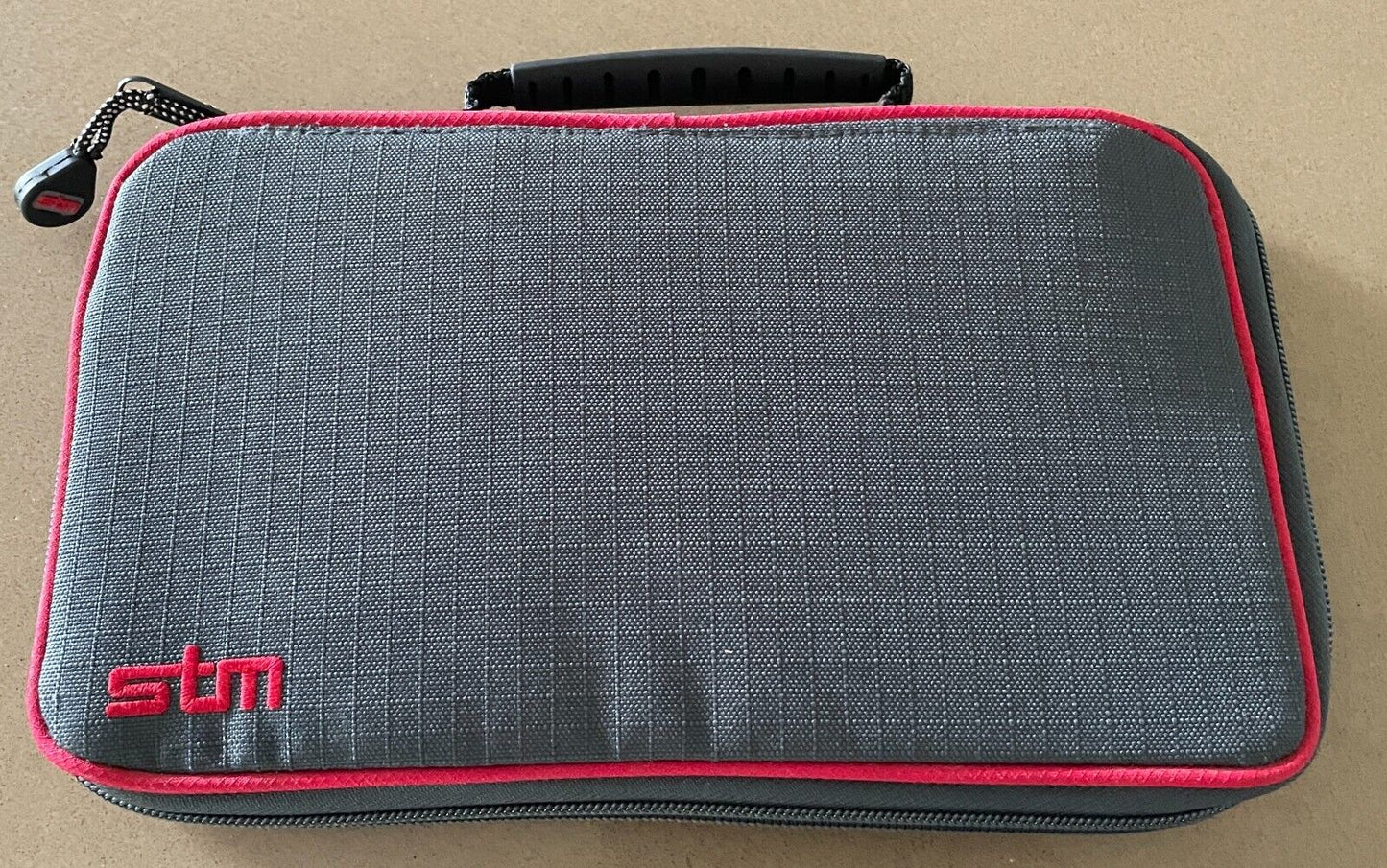Grey & Red Trim Travel Wallet Top Handle Zip Around Lots of Card Slots & Pockets