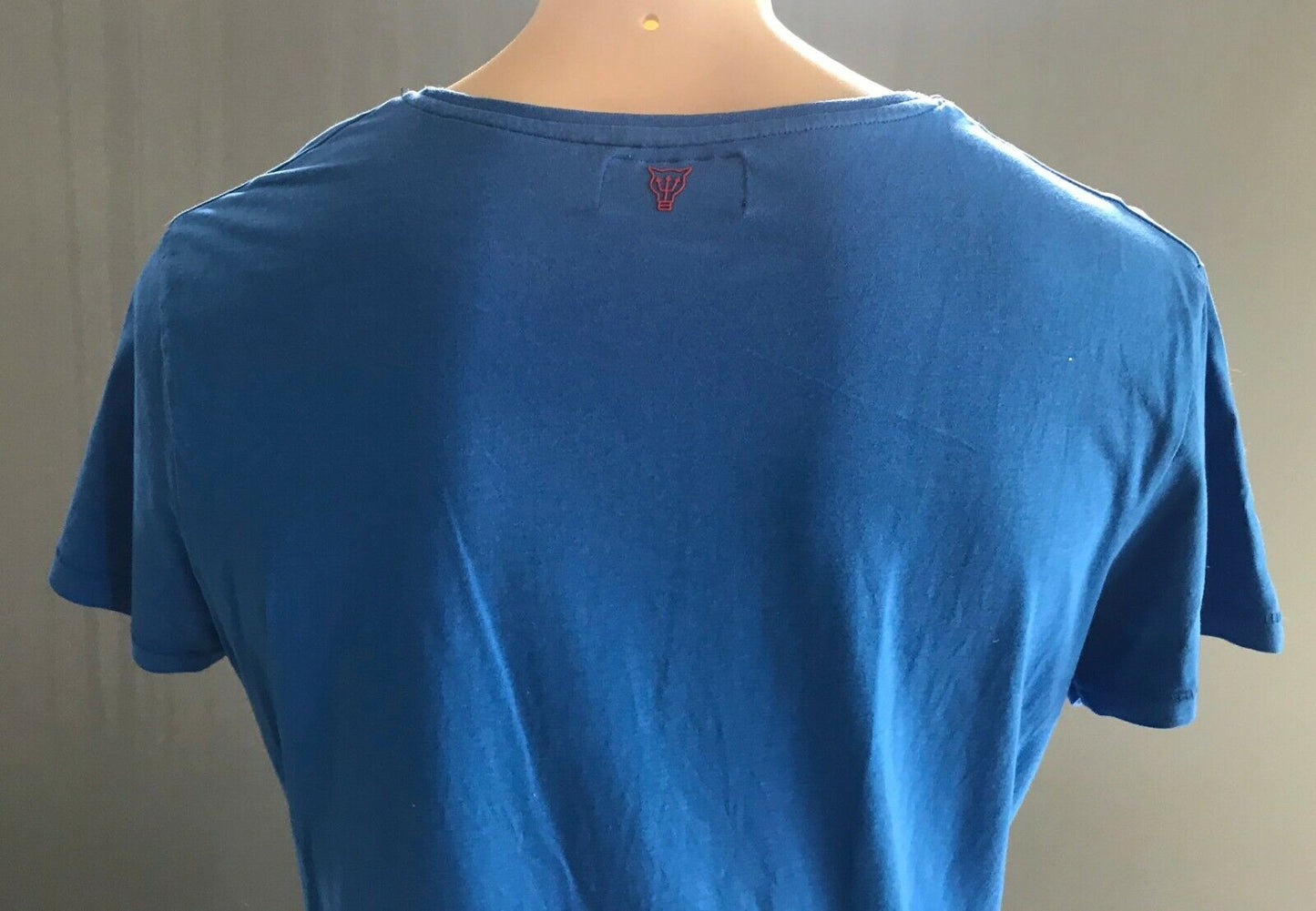 MOOKS T Shirt Blue Short Sleeve Grey w Motif Print Tee Mens  Size L