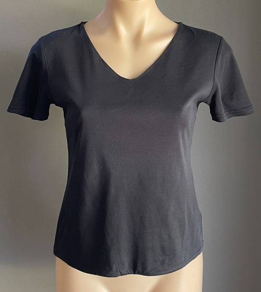 A.V.V  T-shirt Black Stretch Double Lined Front Top Short Sleeve Size M  A V V