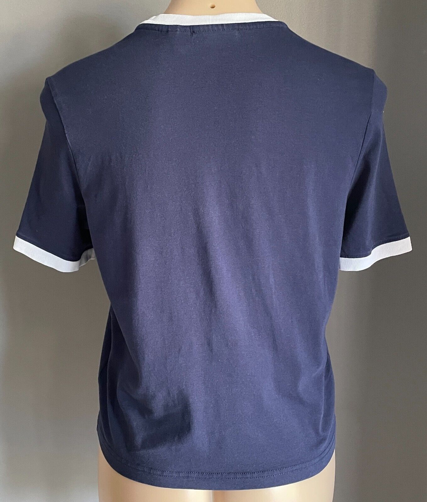 FILA Navy Blue & White Trim Short Sleeve Crop T-Shirt Size L Tee Sport