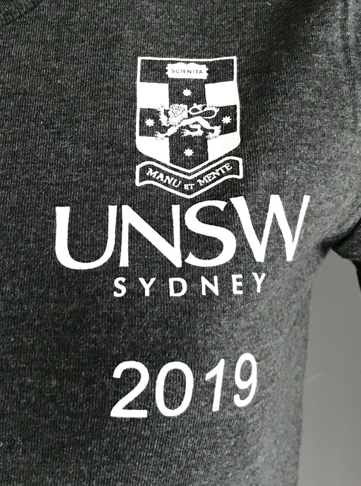 UNSW T-Shirt Sydney Grey Fitted Science Faculty 2019 Short Sleeve Size S Unisex