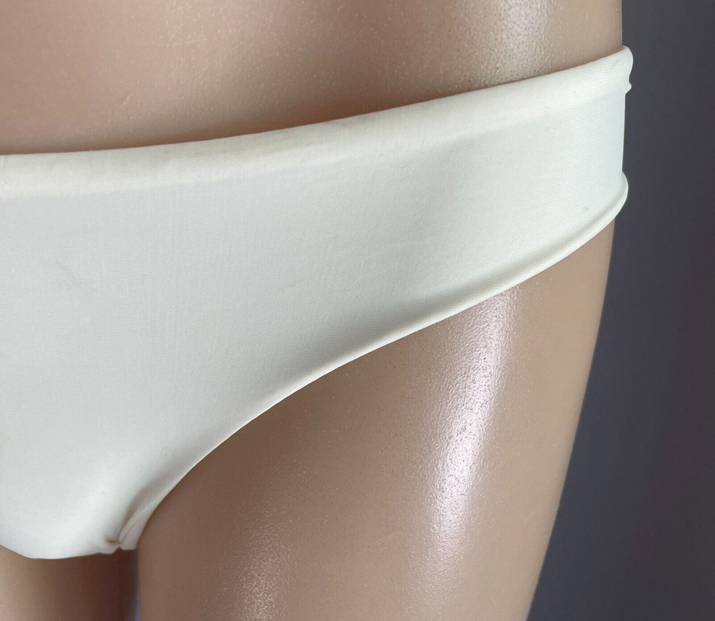 OFICICO Panties Cream Plain Front Lace Back Underwear Ladies Size L 10 NWT