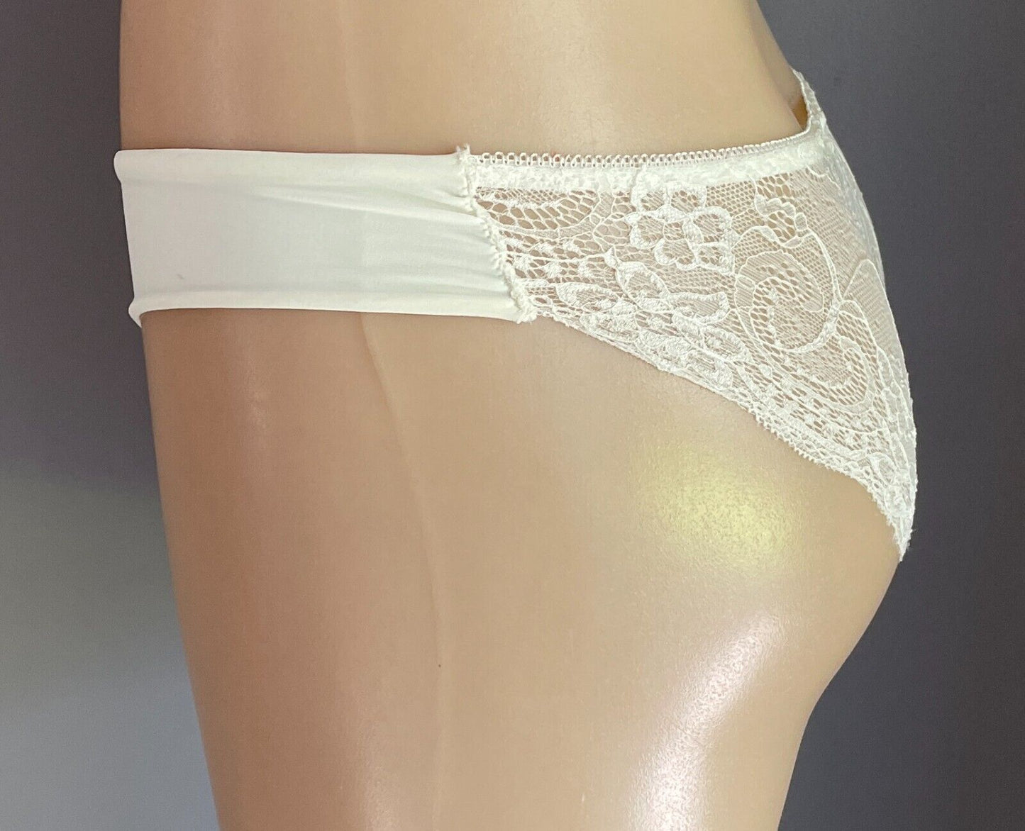 OFICICO Panties Cream Plain Front Lace Back Underwear Ladies Size L 10 NWT