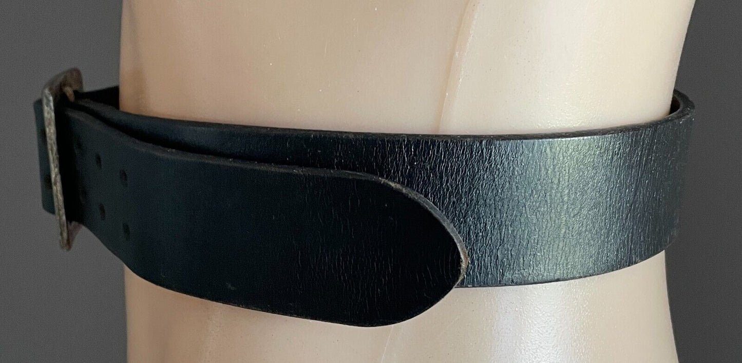 LEATHER Belt AMERICA TODAY Black Silver Tone Buckle Size 75 To Fit Waist 70 80cm