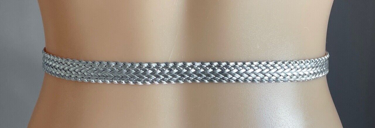 Ladies Belt Pleather 2cm Silver Woven w Silver Tone Buckle Ladies Size XS