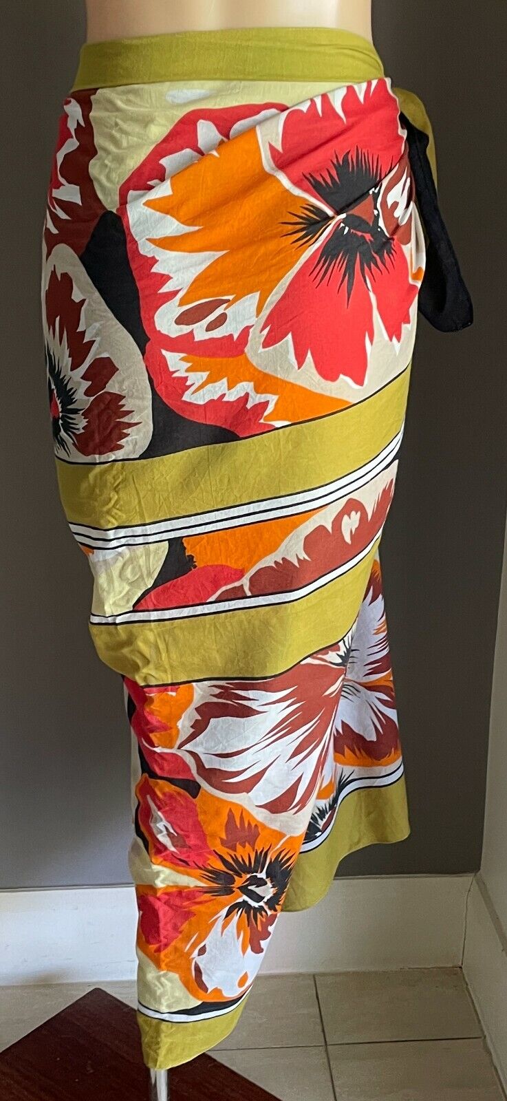 COTTON SARONG Multi Colour Striking Floral Print ONE SIZE 8 14 Made in Italy NEW